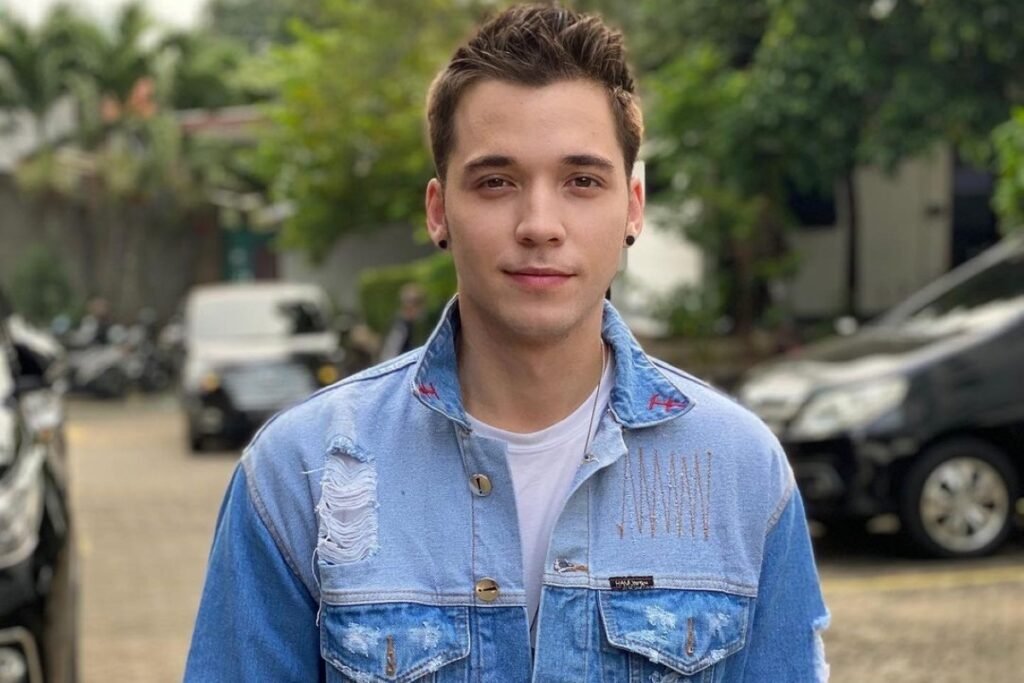 Stefan William Absen di Pesta Ultah Anak Celine Evangelista