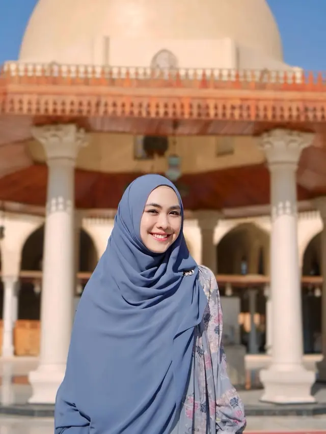 Cerita Oki Setiana Dewi Jaga Kesehatan Selama Belajar di Mesir