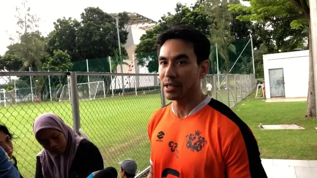 Darius Sinathrya Sebut Kondisi Ayahnya Berangsur Membaik