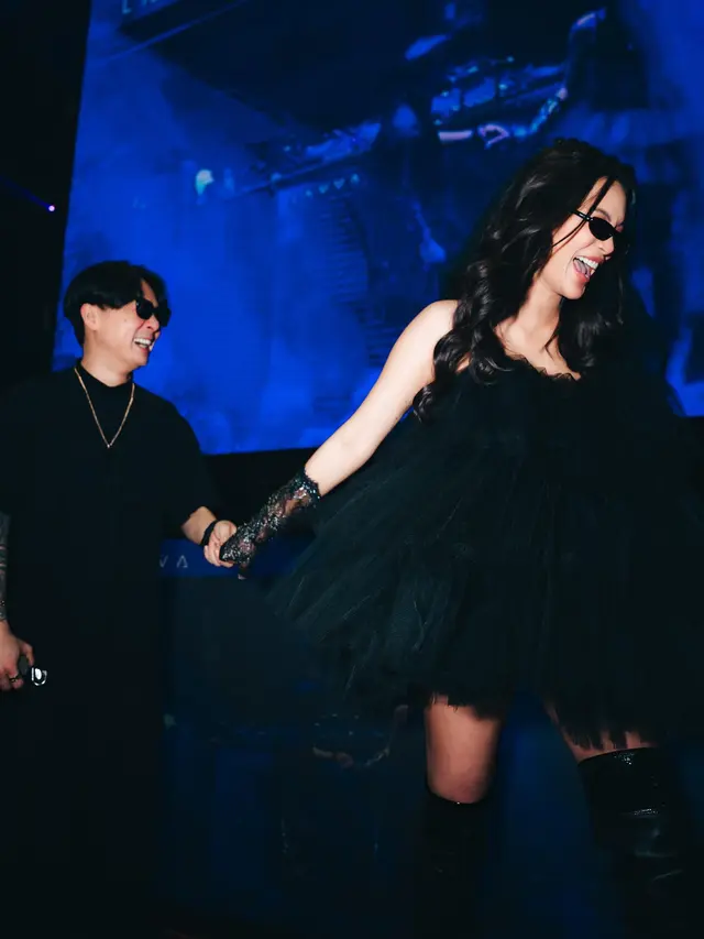 Resmi Pacaran Erika Carlina dan DJ Bravy