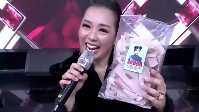 Jaga Stamina Agar Tetap Bugar Soimah Konsumsi Ramuan