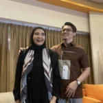 Romantika Zaskia Sungkar Hamil Anak Kedua