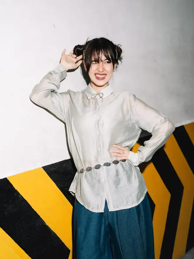 Sering Dikira Saudara Vokalis The Temper Trap