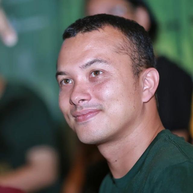 Nicholas Saputra Maknai Passion Ajak Mahasiswa Makassar