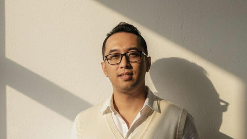 Penyanyi Mada Rekam Lagu Religi Di Antara Menara Nabawi