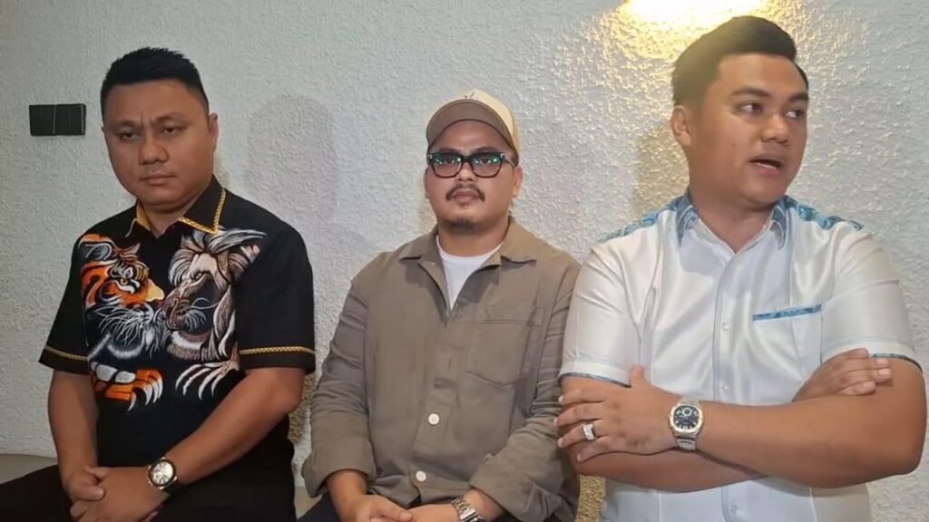 Ezel Suami Boiyen Upayakan Bisnisnya Tetap Beroperasi