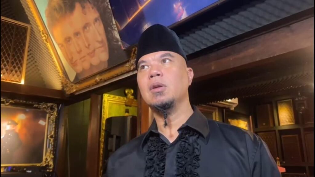 Ahmad Dhani Bikin Bisnis Baru Tampilannya Klasik